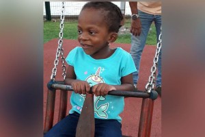 Faith, 3ans, originaire de Saint Vincent et les Grenadines